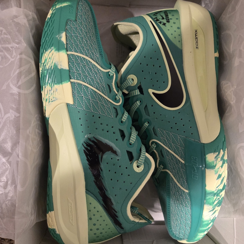 Nike G.T. Cut 3 Green & GoldMen Size 10.5